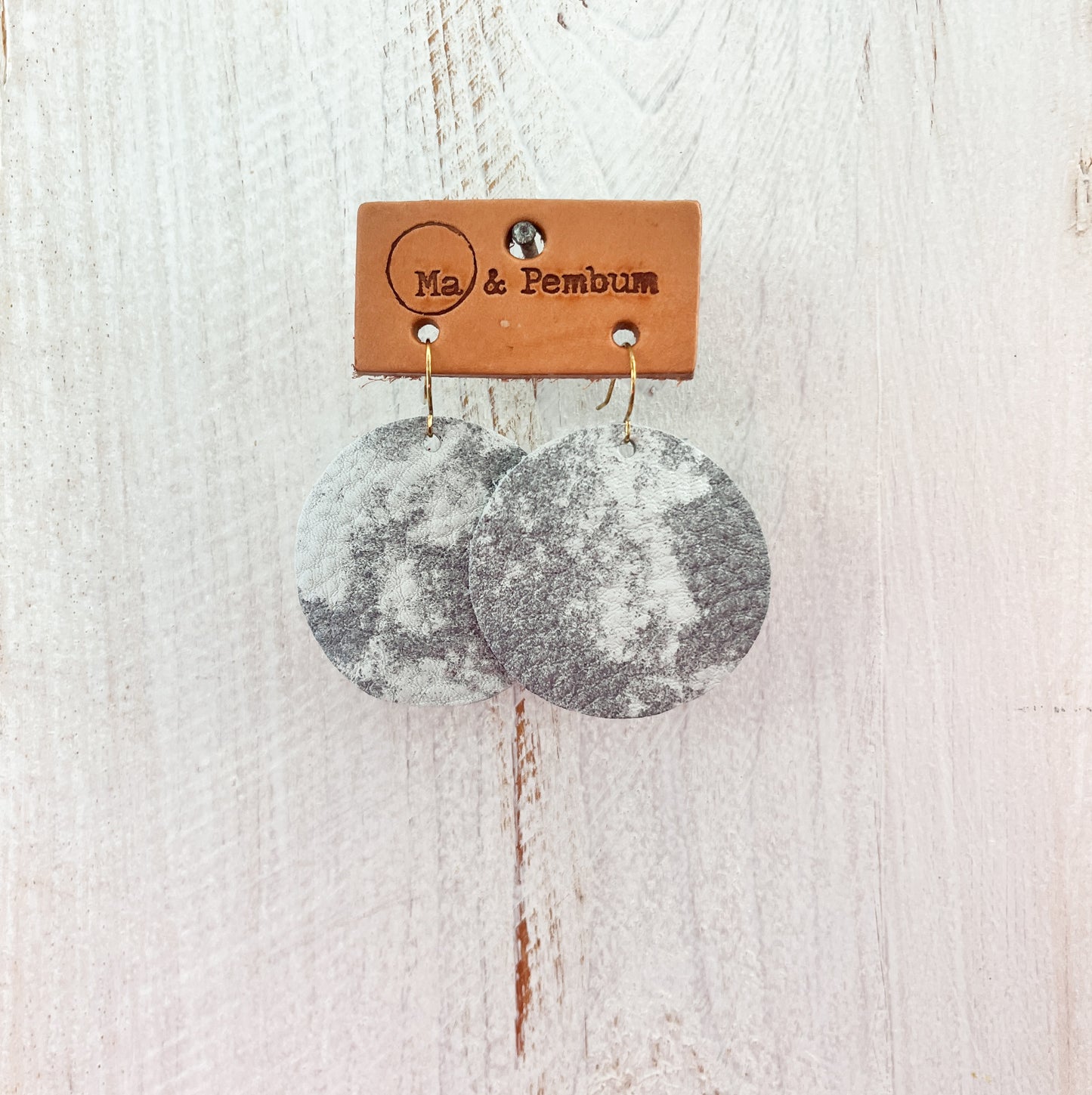 Leather Circle Earrings in Grey Vintage