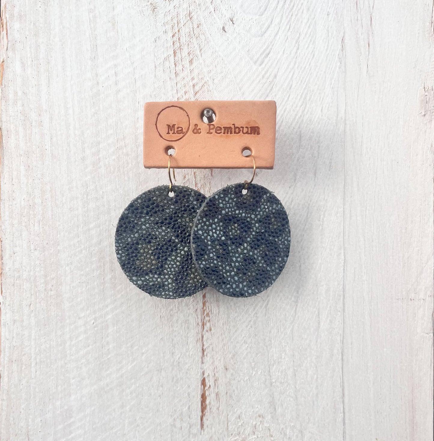 Leather Circle Earrings in Glamour Grey